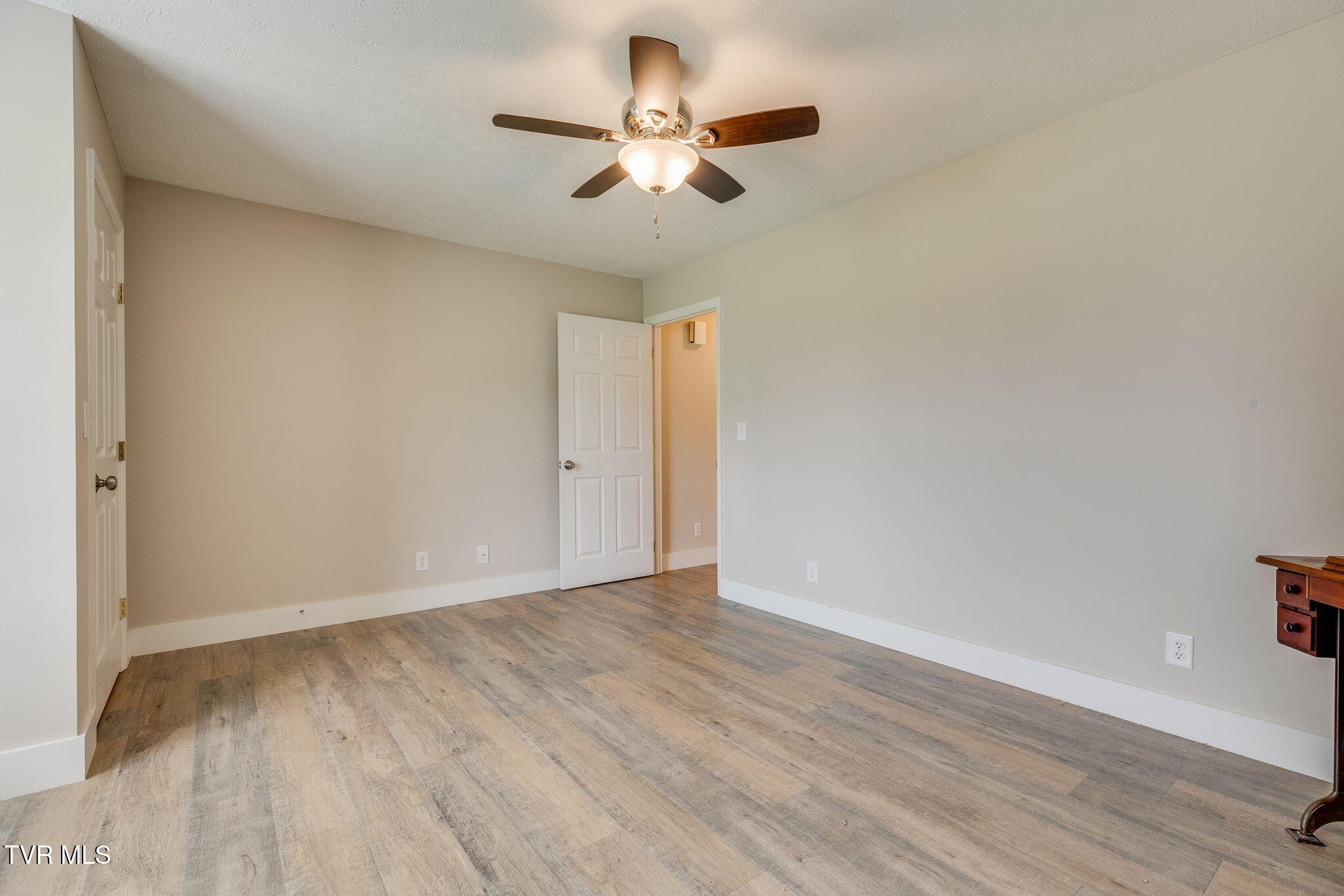 282 Warren Road Piney Flats, TN 37686 - Photo 22 of 34 022