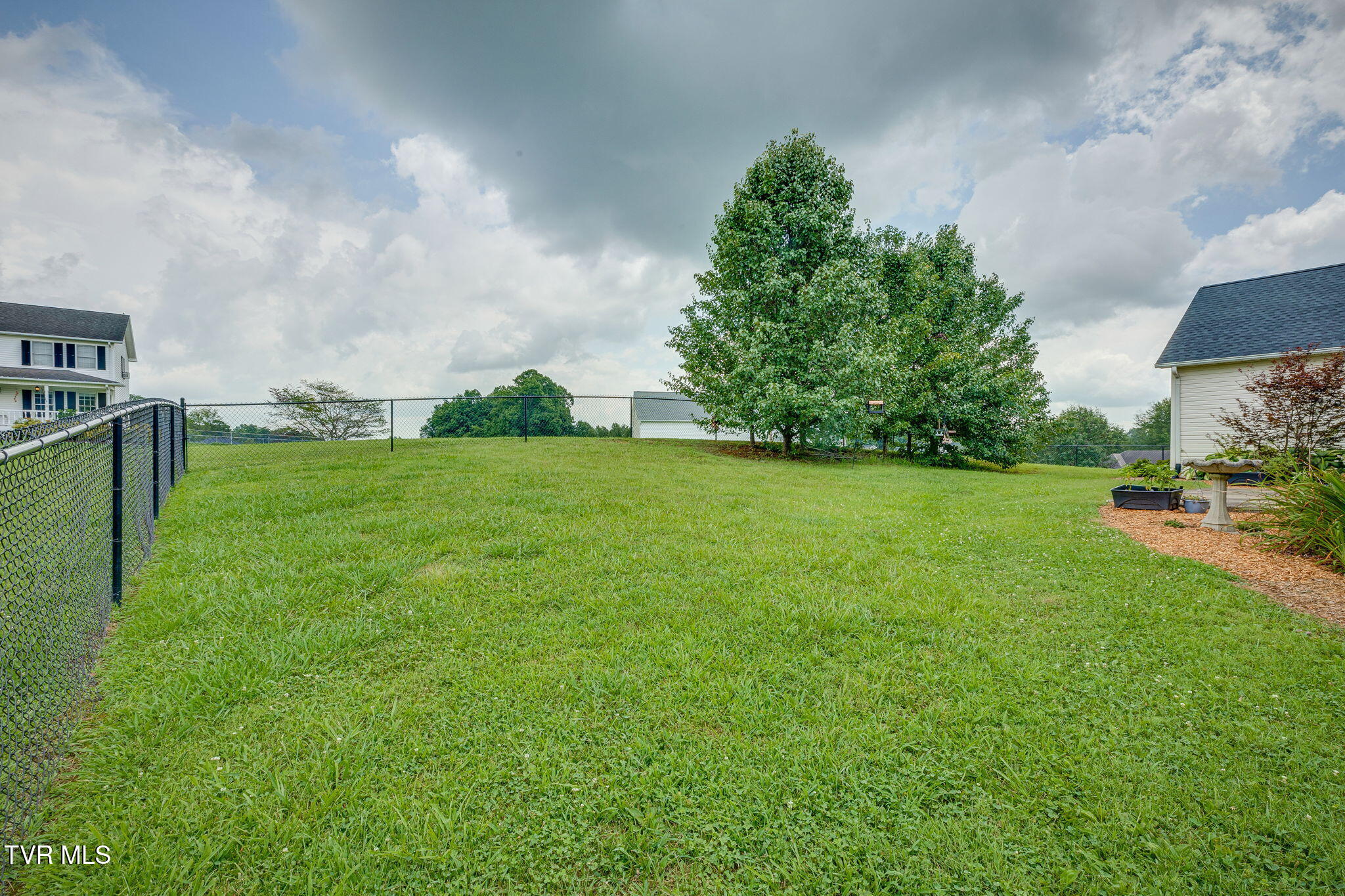 282 Warren Road Piney Flats, TN 37686 - Photo 28 of 34 028