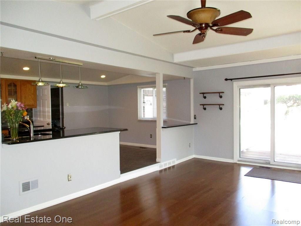 856 Mayfair Court Rochester Hills, MI 48309 - Photo 13 of 40