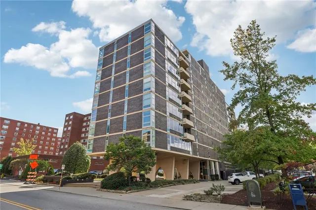 a front view of a building