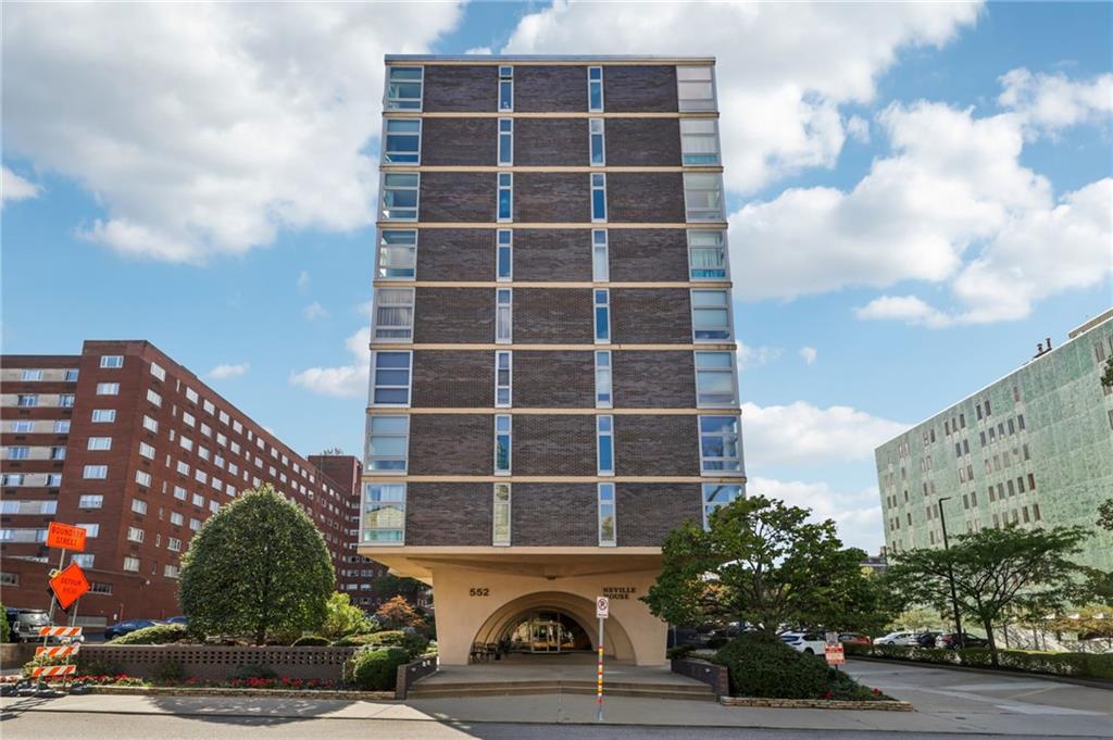 552 North Neville Street, Unit 21 Pittsburgh, PA 15213 - Photo 19 of 35 a view of a multi story building