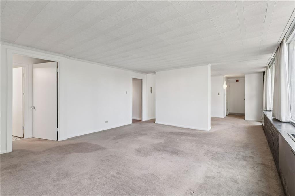 552 North Neville Street, Unit 21 Pittsburgh, PA 15213 - Photo 20 of 35 a view of an empty room and closet area