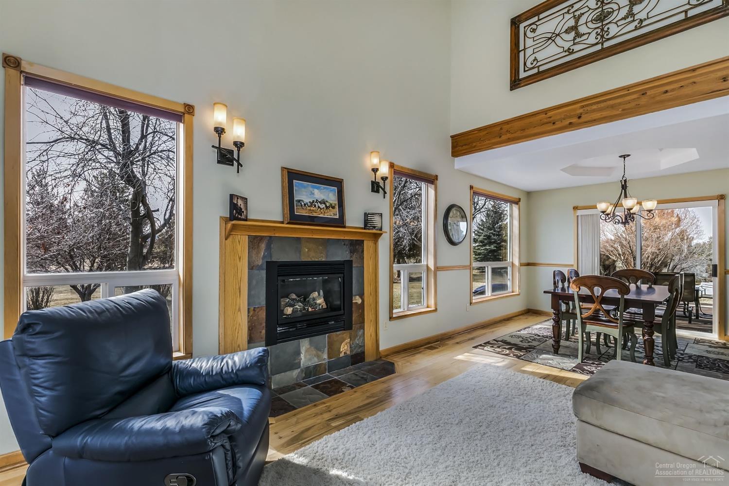 22555 McArdle Road Bend, OR 97702 - Photo 5 of 25 Additional Photo