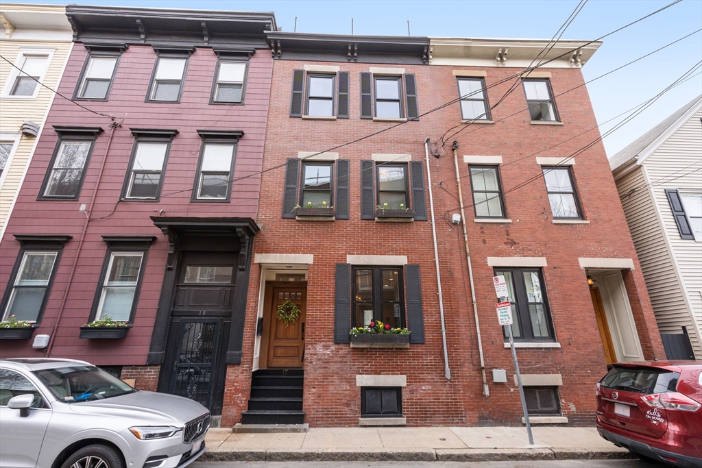 17 Walker Street Boston, MA 02129 - Photo 2 of 24 a building view