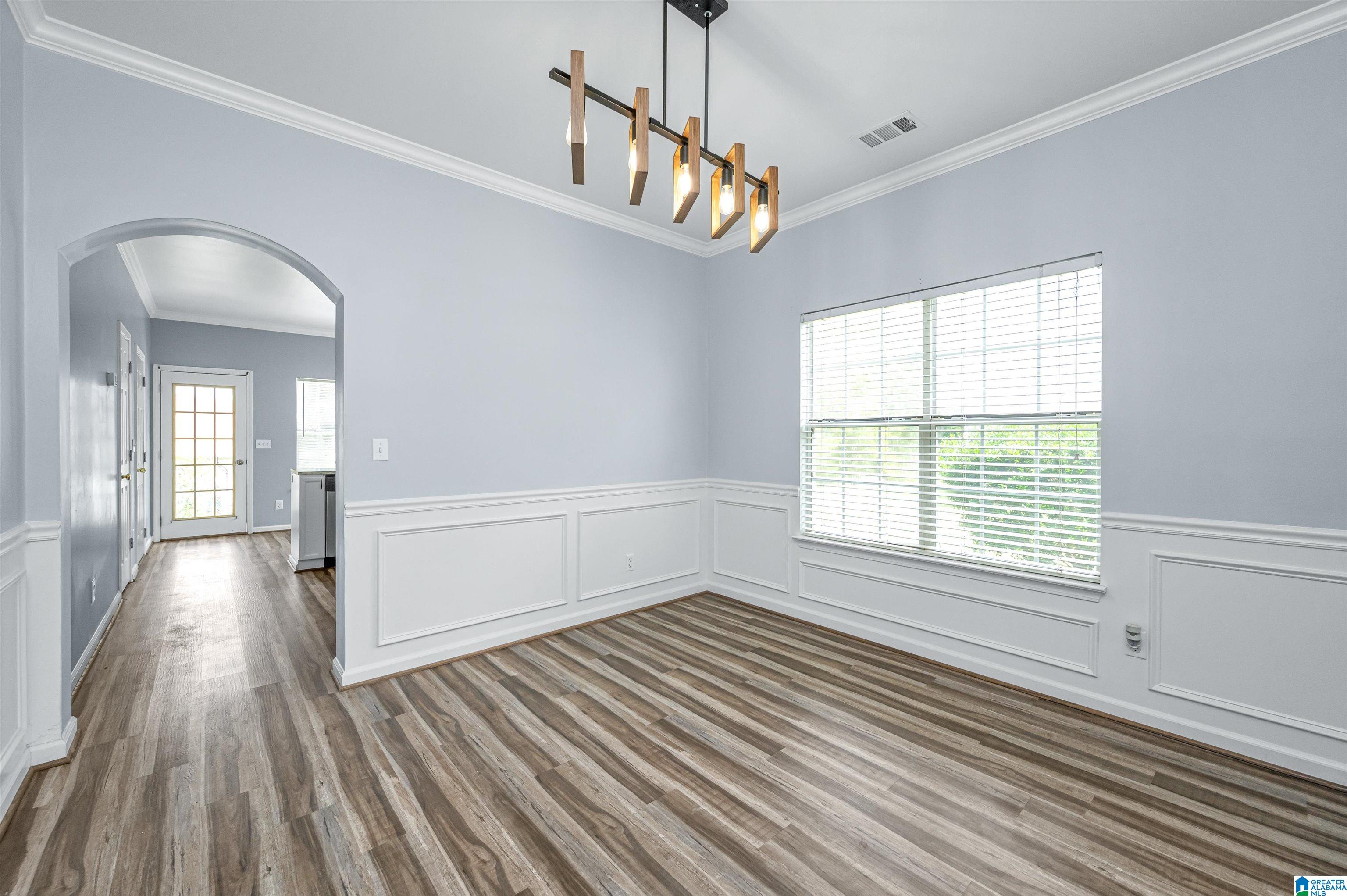 136 Blue Spring Place Alabaster, AL 35007 - Photo 9 of 41 Gallery Image 9