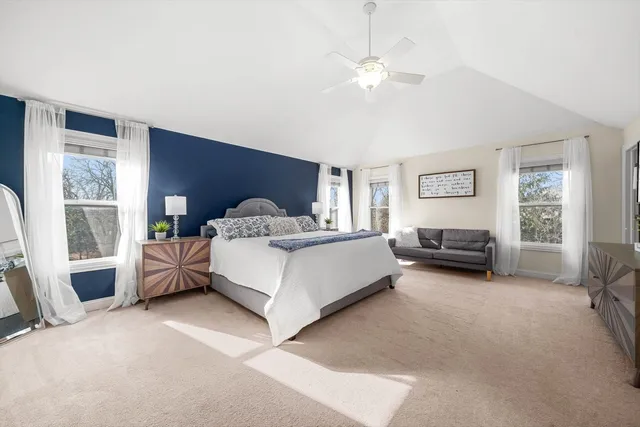 $579,900 | 1072 East Spring Street, Yorkville, IL 60560