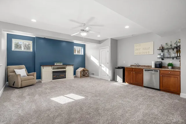 $579,900 | 1072 East Spring Street, Yorkville, IL 60560