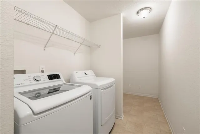 $310,000 | 6011 Northeast Kensington Drive, Lee's Summit, MO 64064