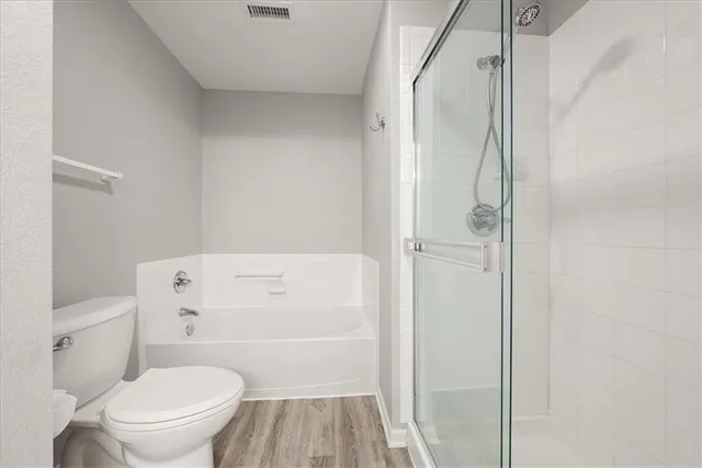 $310,000 | 6011 Northeast Kensington Drive, Lee's Summit, MO 64064