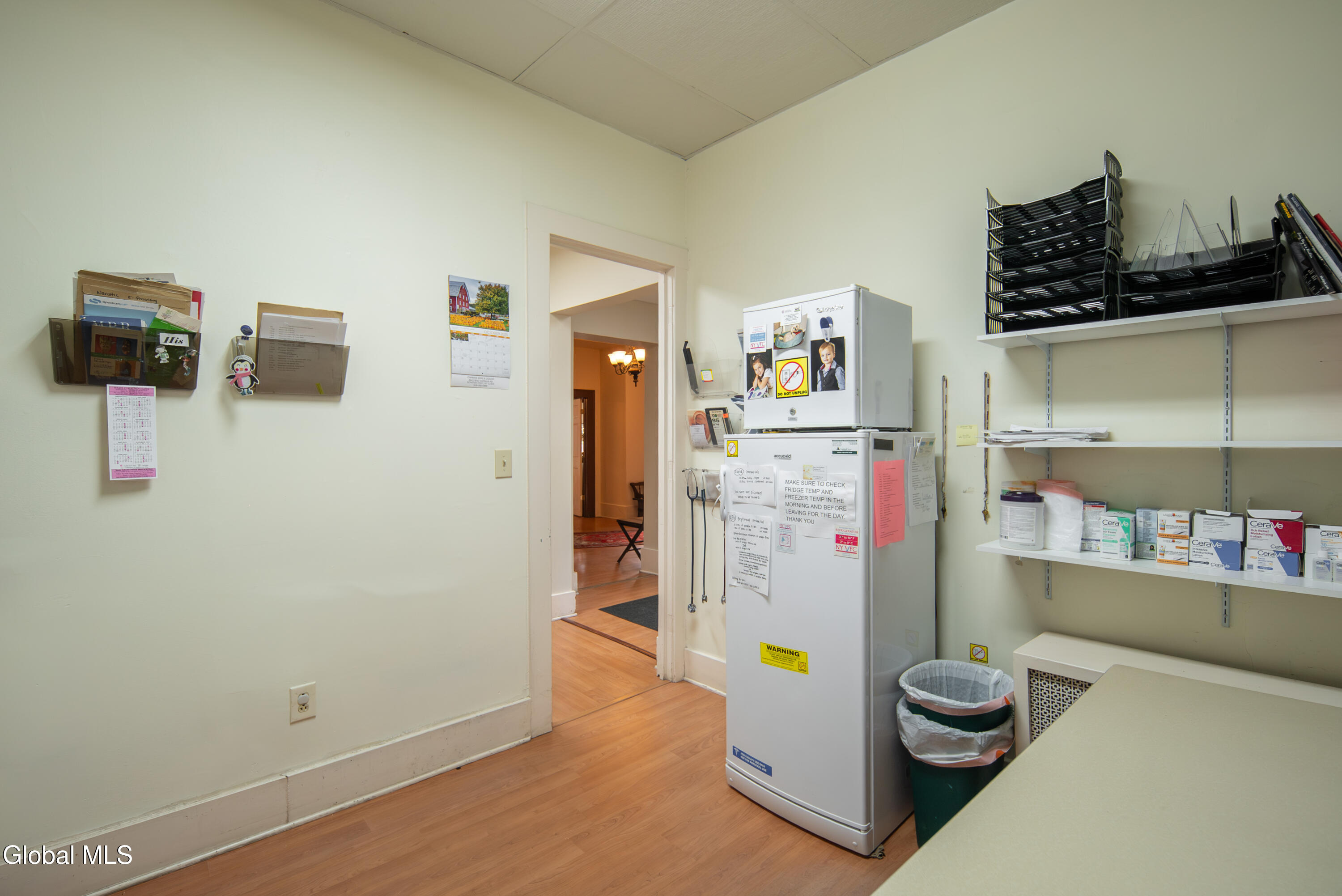 701 Union Street Schenectady, NY 12305 - Photo 23 of 95 023