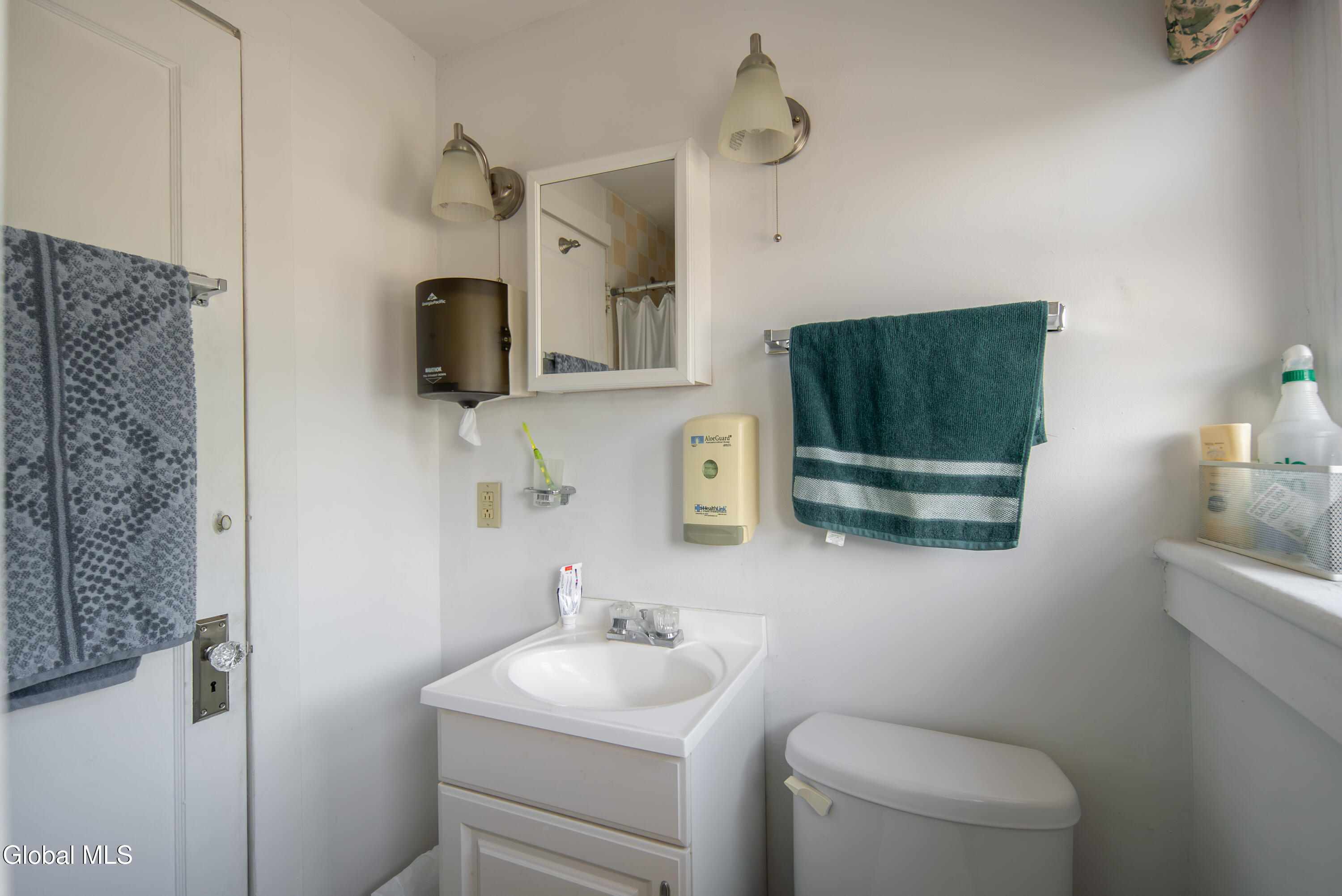 701 Union Street Schenectady, NY 12305 - Photo 58 of 95 058