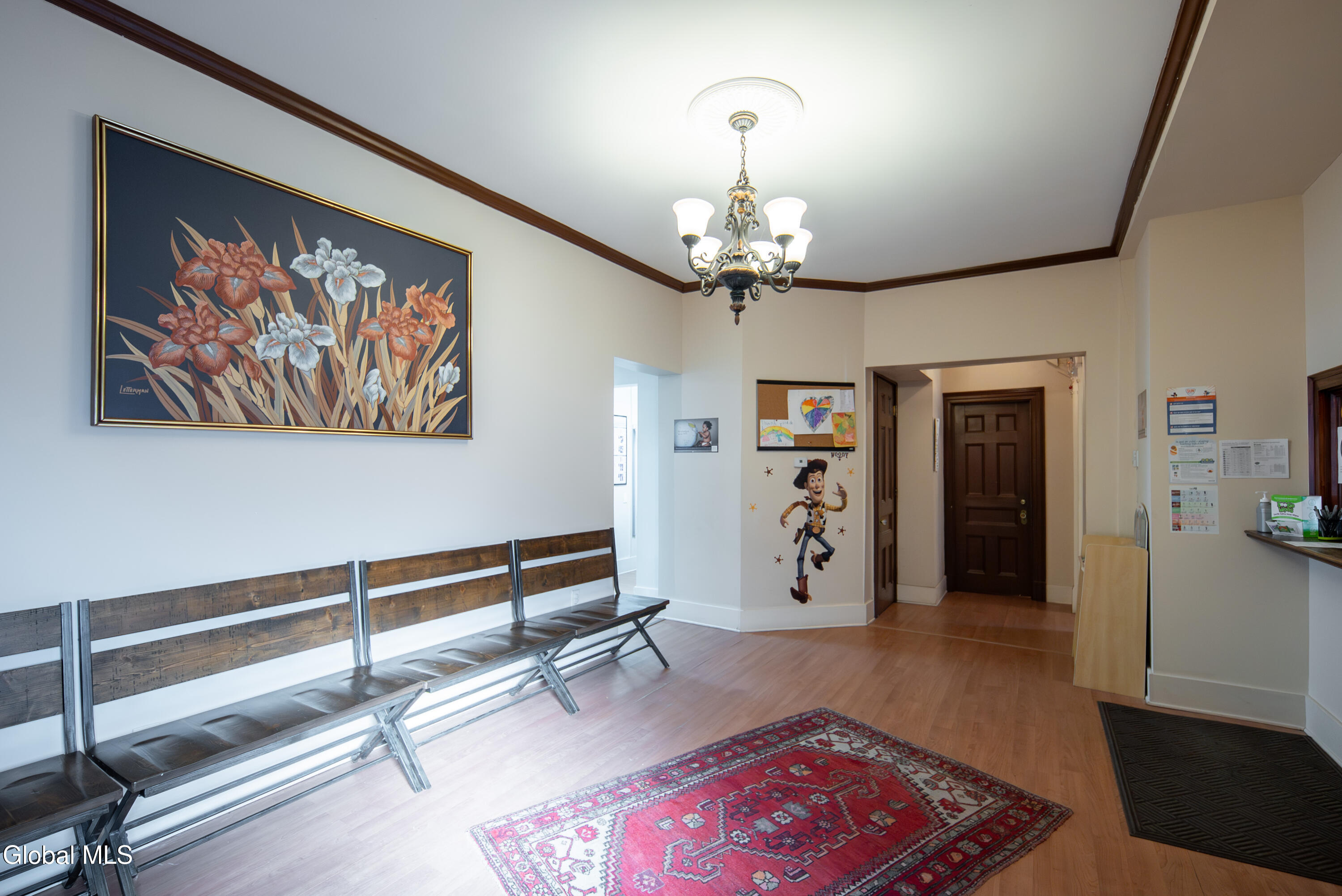 701 Union Street Schenectady, NY 12305 - Photo 8 of 95 008