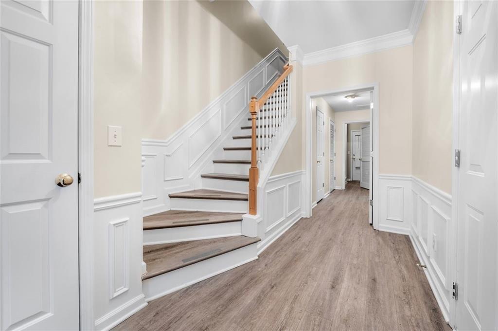 3944 Howell Park Road Duluth, GA 30096 - Photo 4 of 34