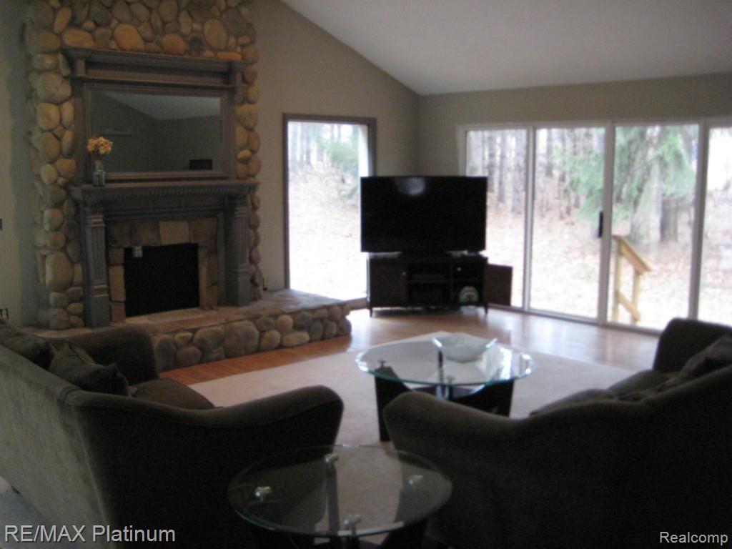 9745 Oak Grove Road Howell, MI 48855 - Photo 8 of 17