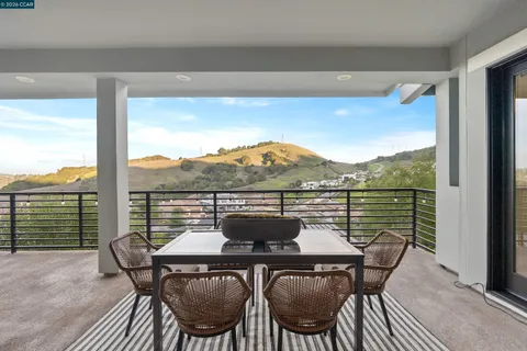 $3,150,000 | 71 Windy Crk Way, Orinda, CA 94563