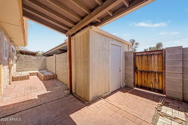 a view of outdoor space