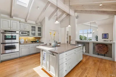 $3,250,000 | 17485 Mallard Drive, Sonoma, CA 95476