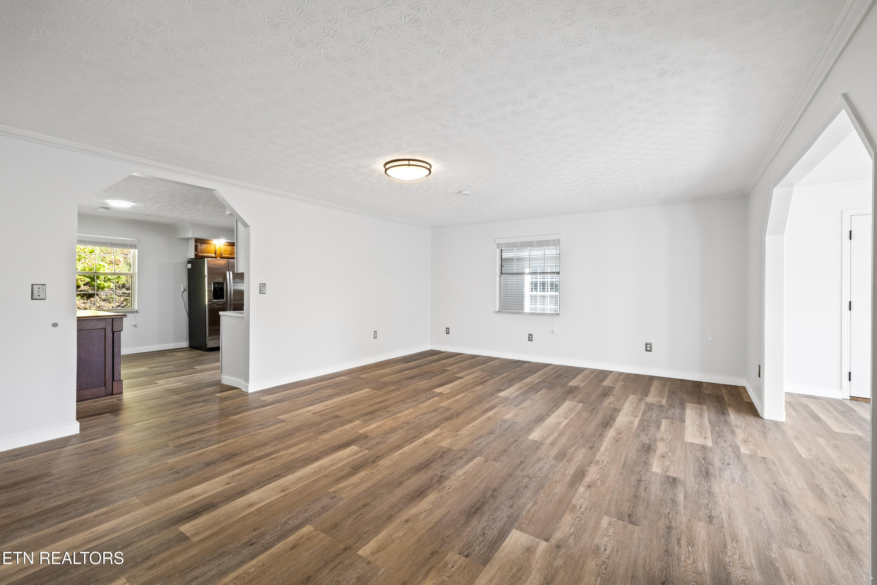 755 Tanglewood Road Sharps Chapel, TN 37866 - Photo 21 of 36 Living Room/Dining Room