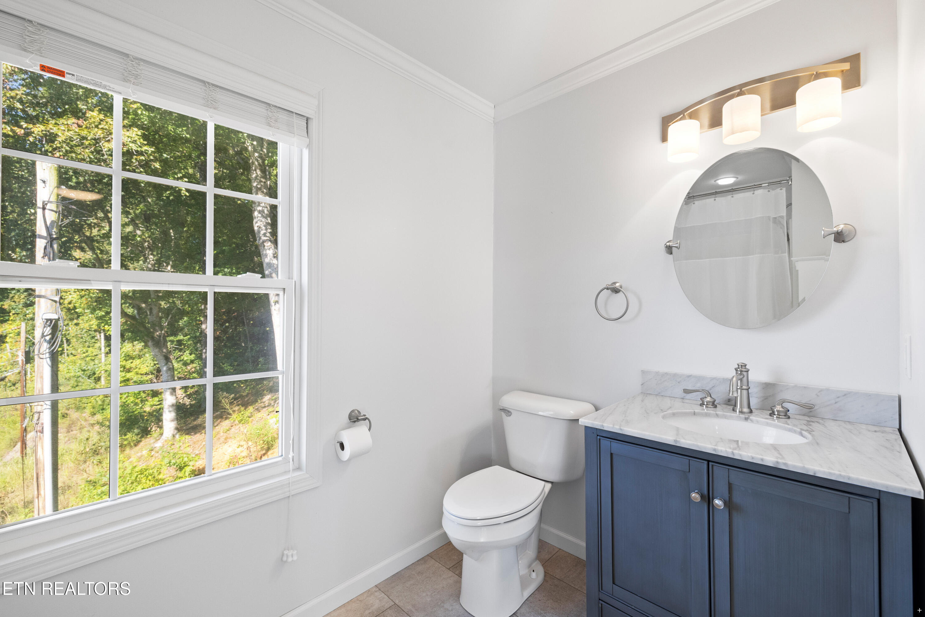 755 Tanglewood Road Sharps Chapel, TN 37866 - Photo 32 of 36 Full Bathroom