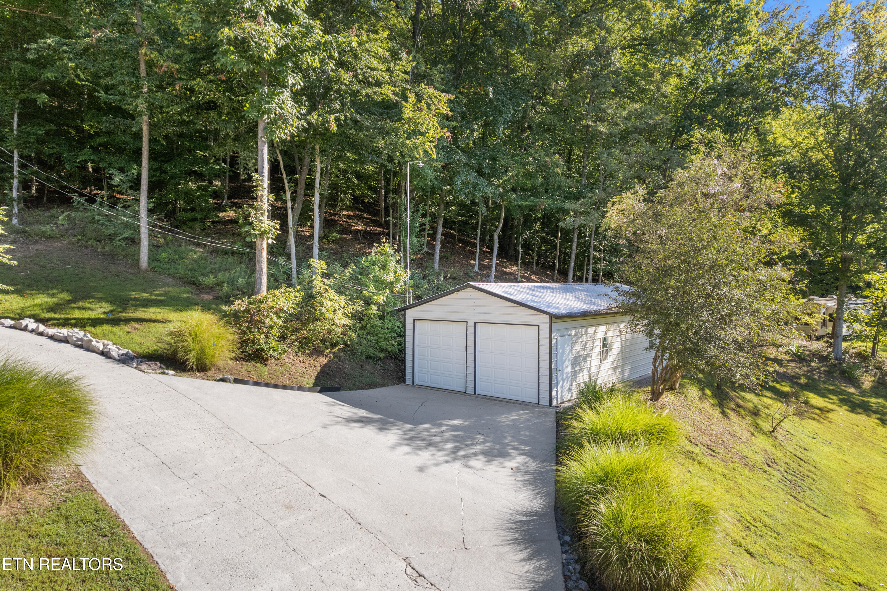 755 Tanglewood Road Sharps Chapel, TN 37866 - Photo 7 of 36 Detached 2 Car Garage