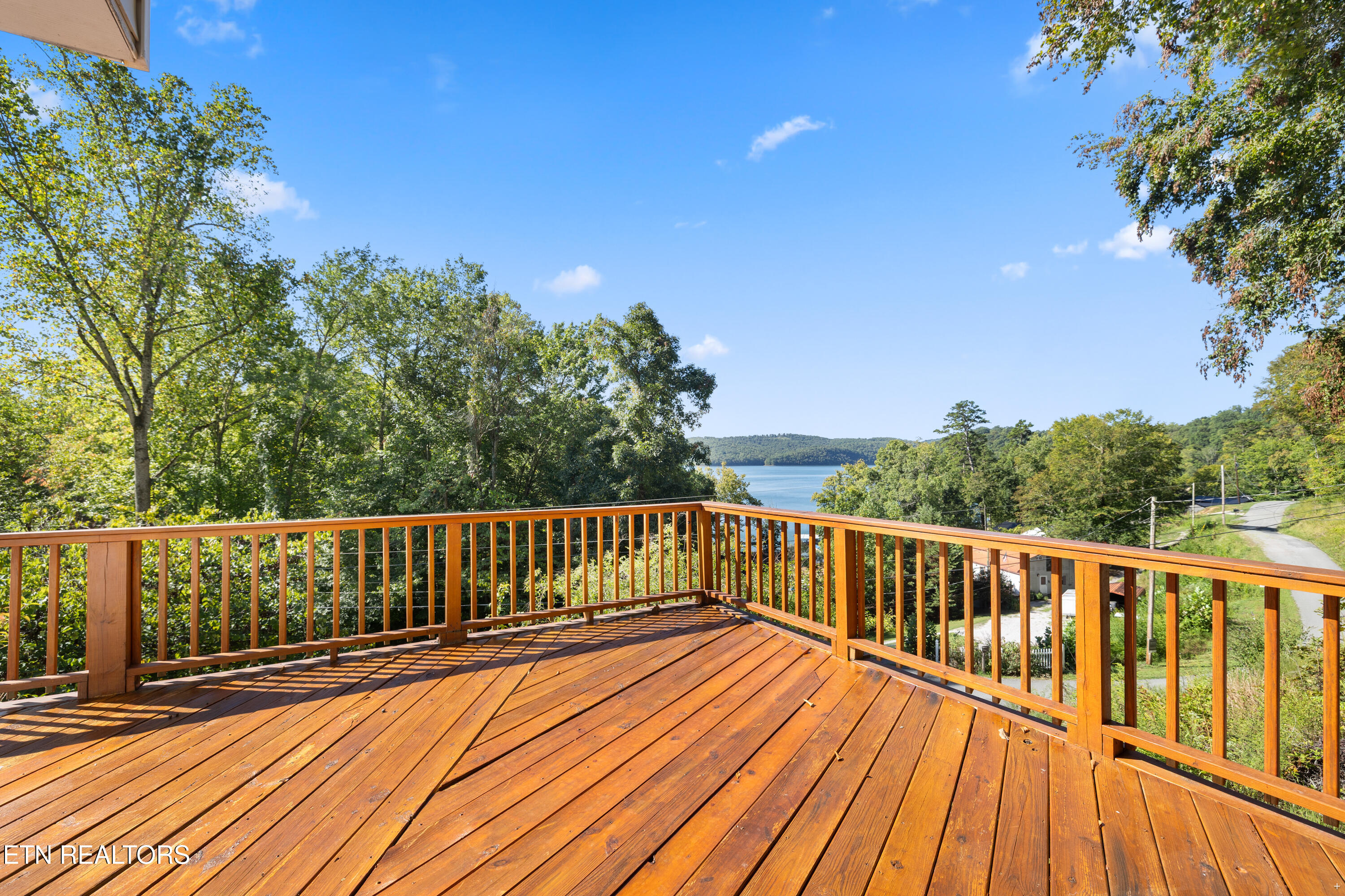 755 Tanglewood Road Sharps Chapel, TN 37866 - Photo 9 of 36 Outdoor Deck