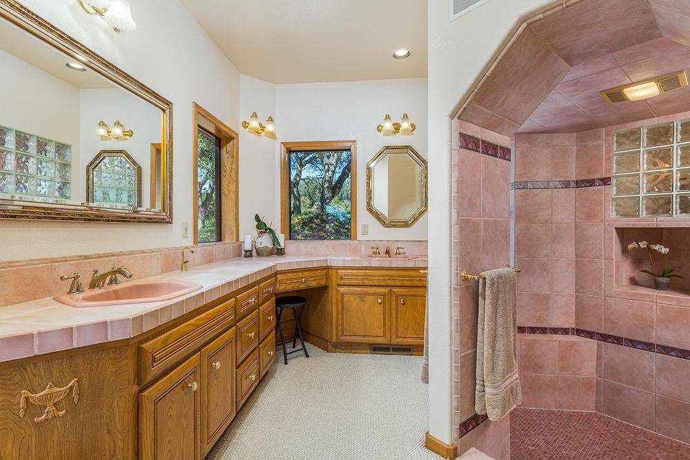 375 Dante Robles Road Aromas, CA 95004 - Photo 18 of 48 Gallery Image 18