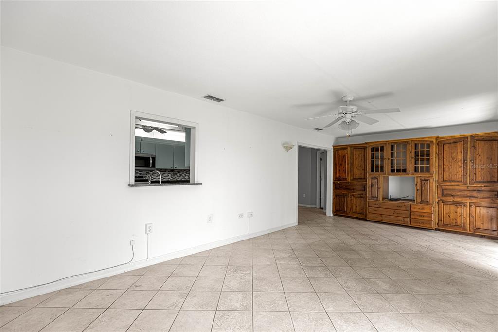 8475 Southeast 137th Loop Summerfield, FL 34491 - Photo 35 of 75 a view of an empty room with window