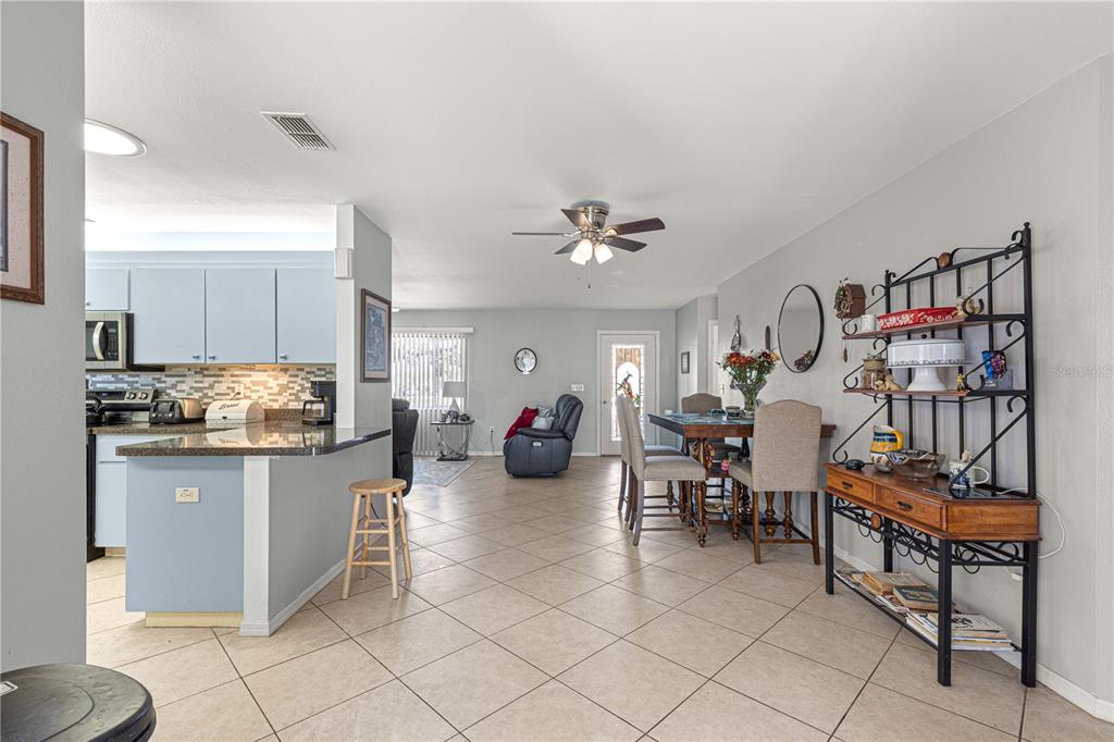 8475 Southeast 137th Loop Summerfield, FL 34491 - Photo 9 of 75