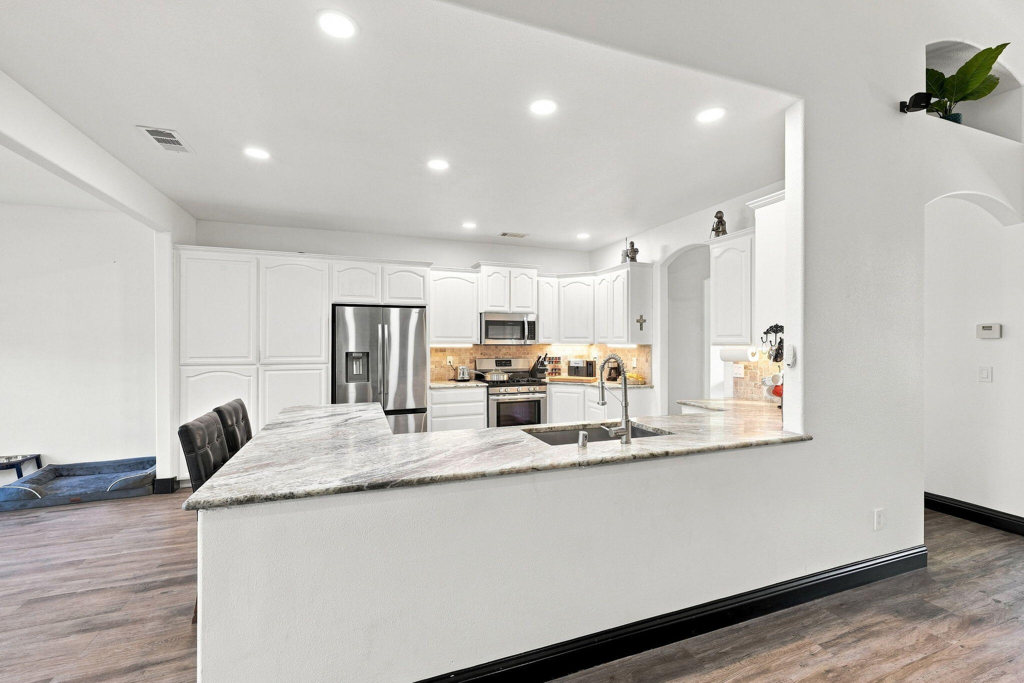 11970 Quartz Hill Road Redding, CA 96003 - Photo 8 of 72 9-web-or-mls-IMG-09