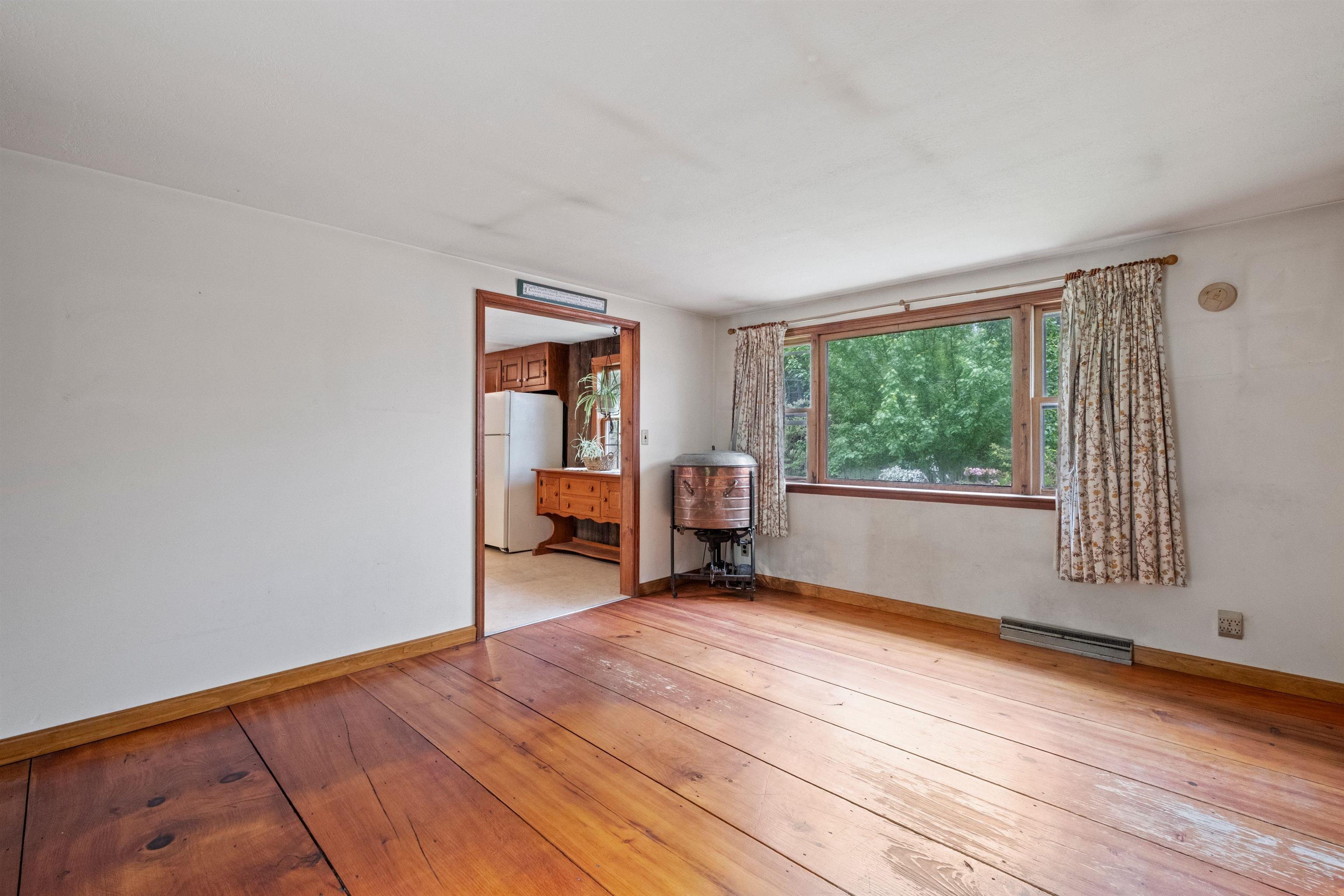 1542 Clement Hill Road Hopkinton, NH 03229 - Photo 9 of 59