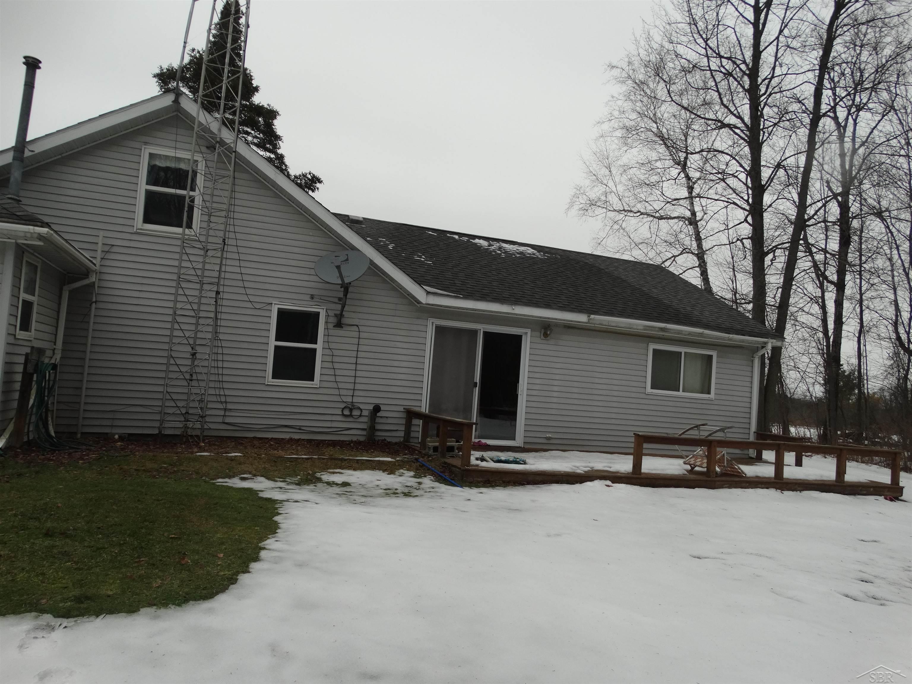 837 West Jose Road Omer, MI 48749 - Photo 5 of 20