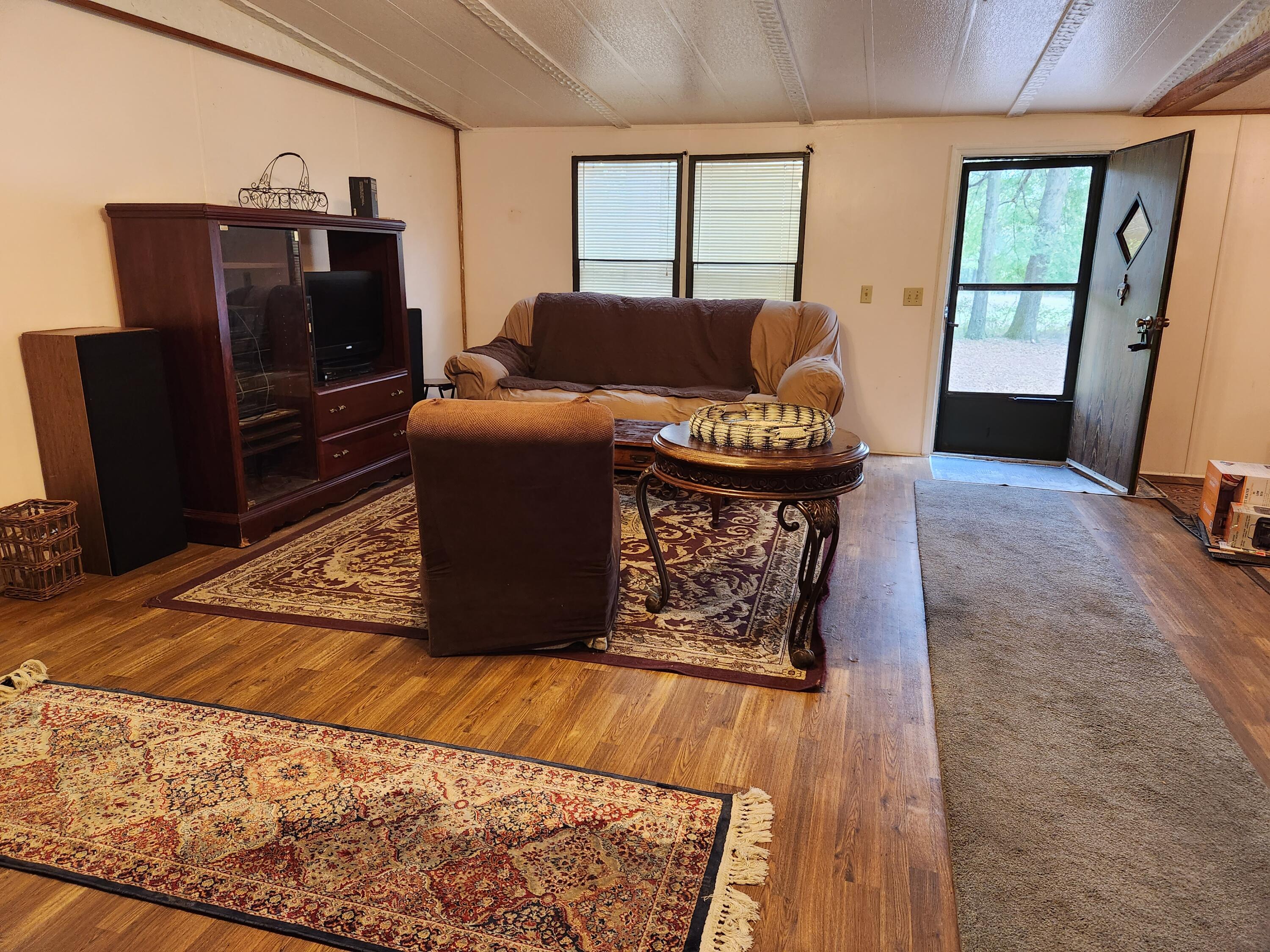 913 Horseshoe Road Augusta, GA 30906 - Photo 5 of 22 20230224_112527
