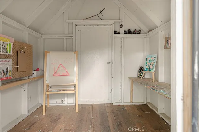 $735,000 | 987 Tirol Lane, Lake Arrowhead, CA 92352