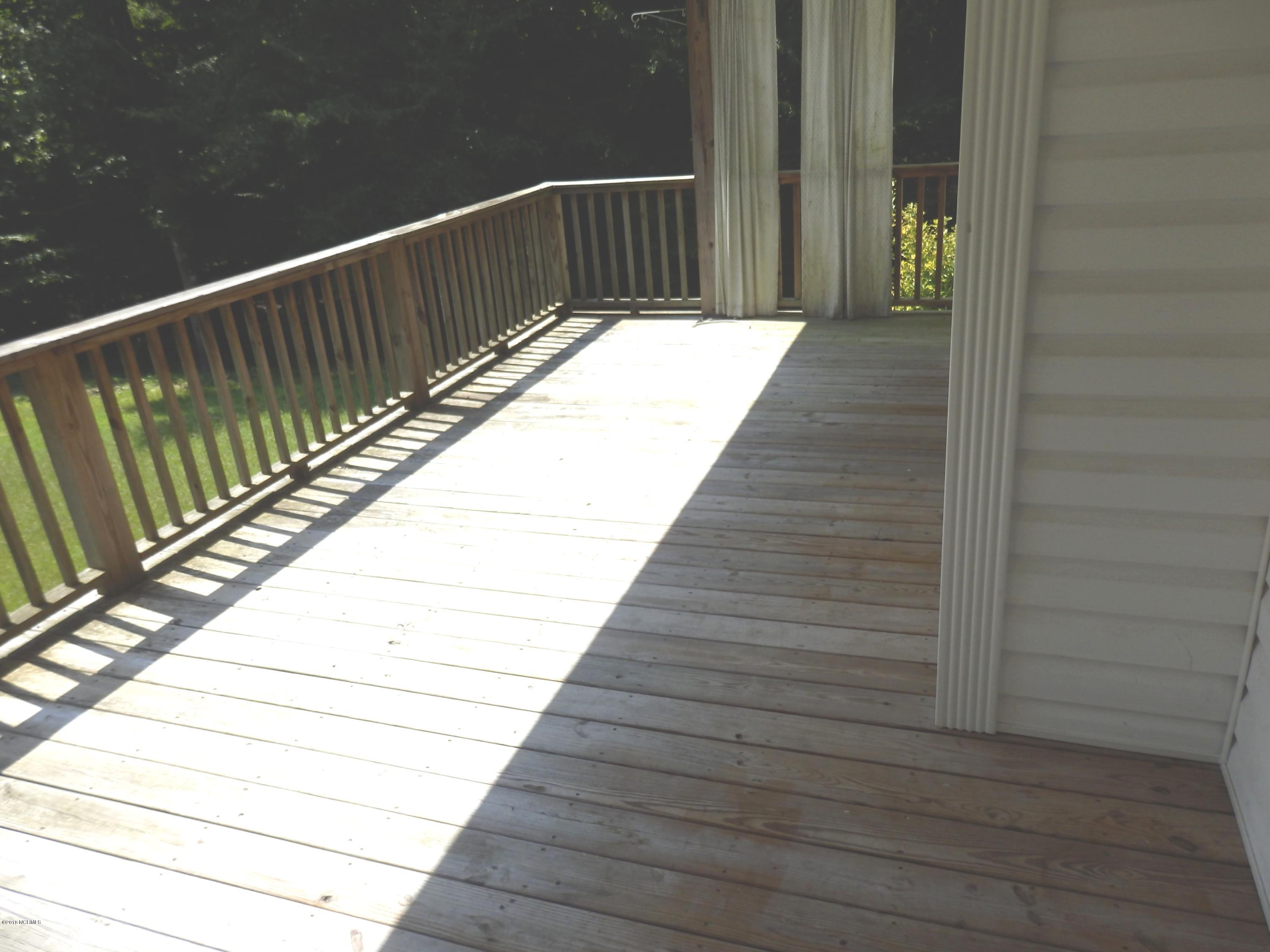 1034 Beech Tree Road Jacksonville, NC 28546 - Photo 5 of 30 P8170841