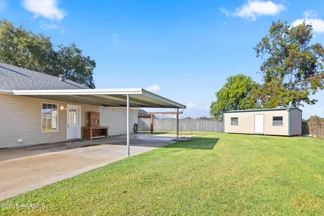 $209,000 | 1508 Parkwood Drive, New Iberia, LA 70560