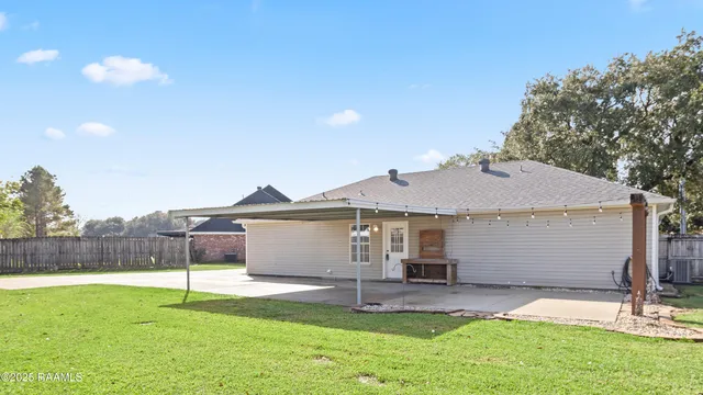 $209,000 | 1508 Parkwood Drive, New Iberia, LA 70560