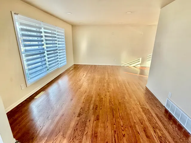 $3,075 | 1838 Holly Lane, Munster, IN 46321