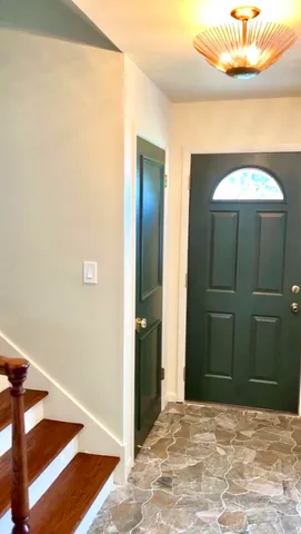 $3,075 | 1838 Holly Lane, Munster, IN 46321