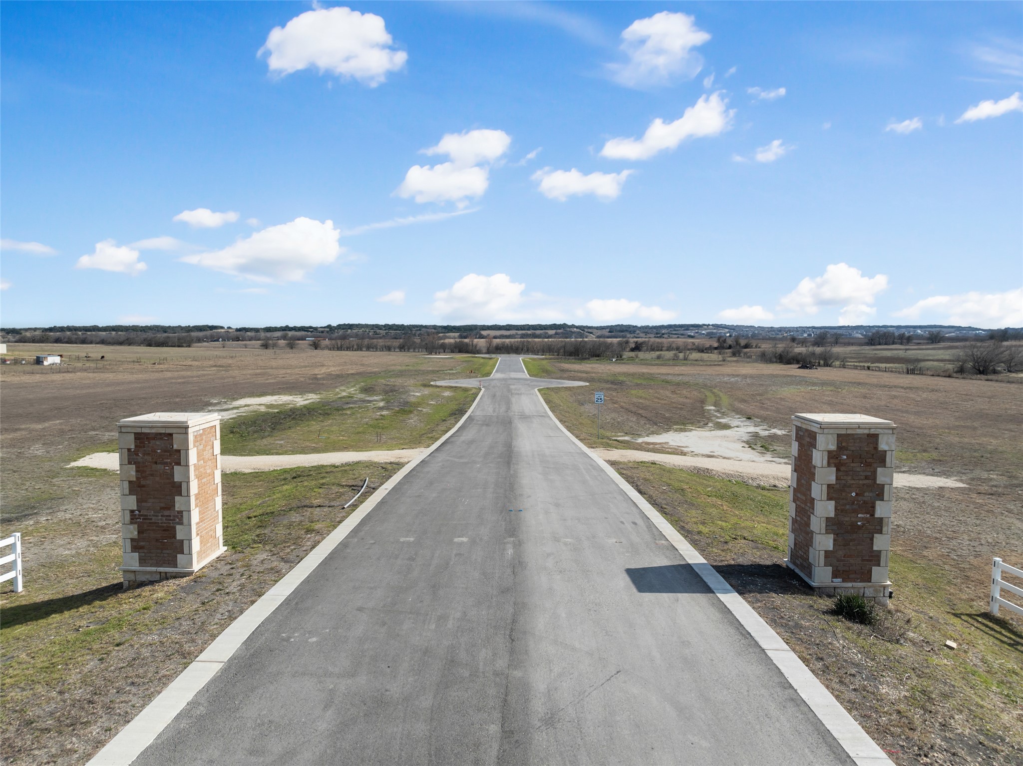 2558 East Fm 487 Jarrell, TX 76537 - Photo 13 of 29 a view of an ocean and beach