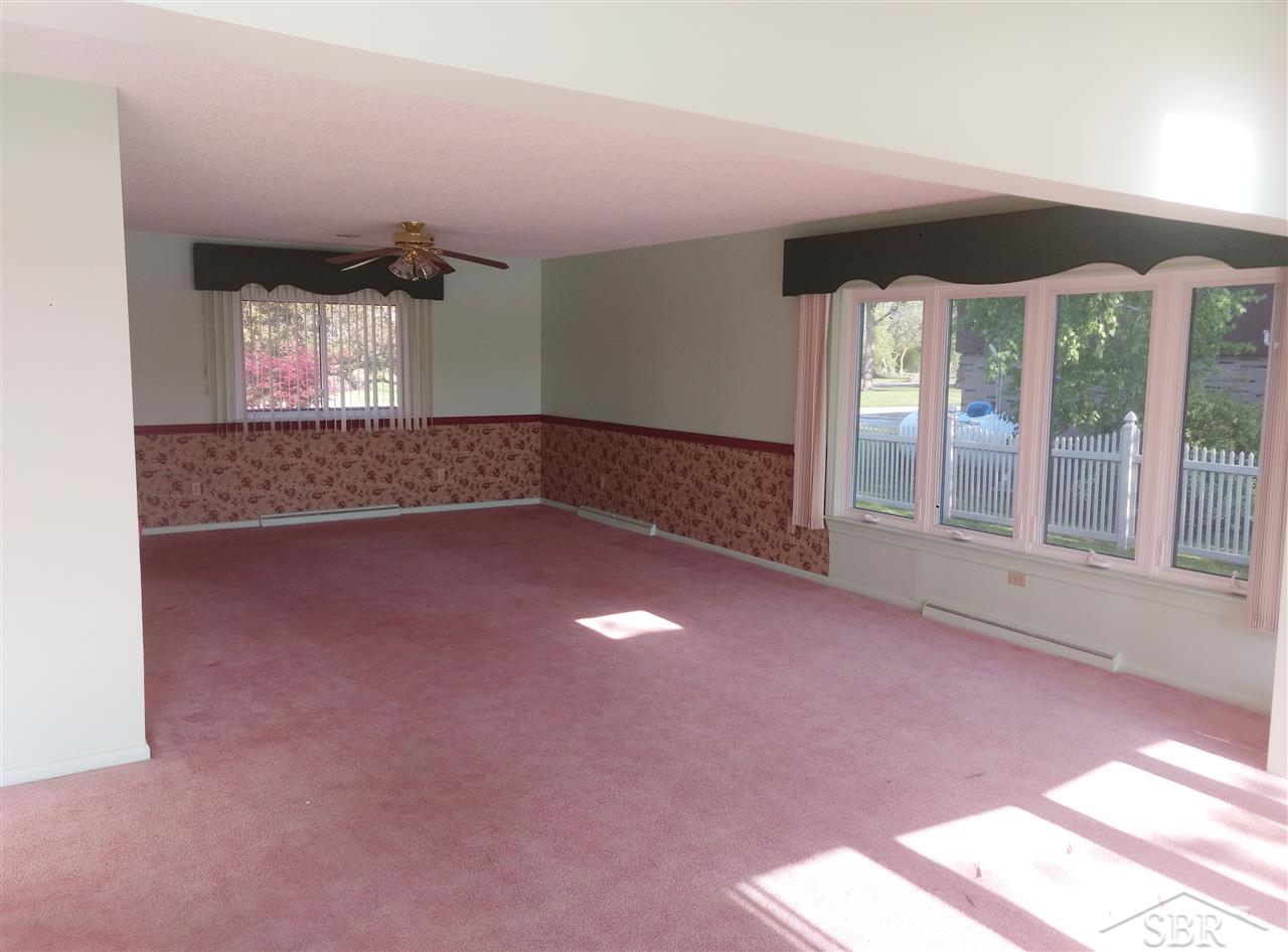 7624 Melbourne Road Saginaw, MI 48604 - Photo 15 of 38 31347612-14.JPG