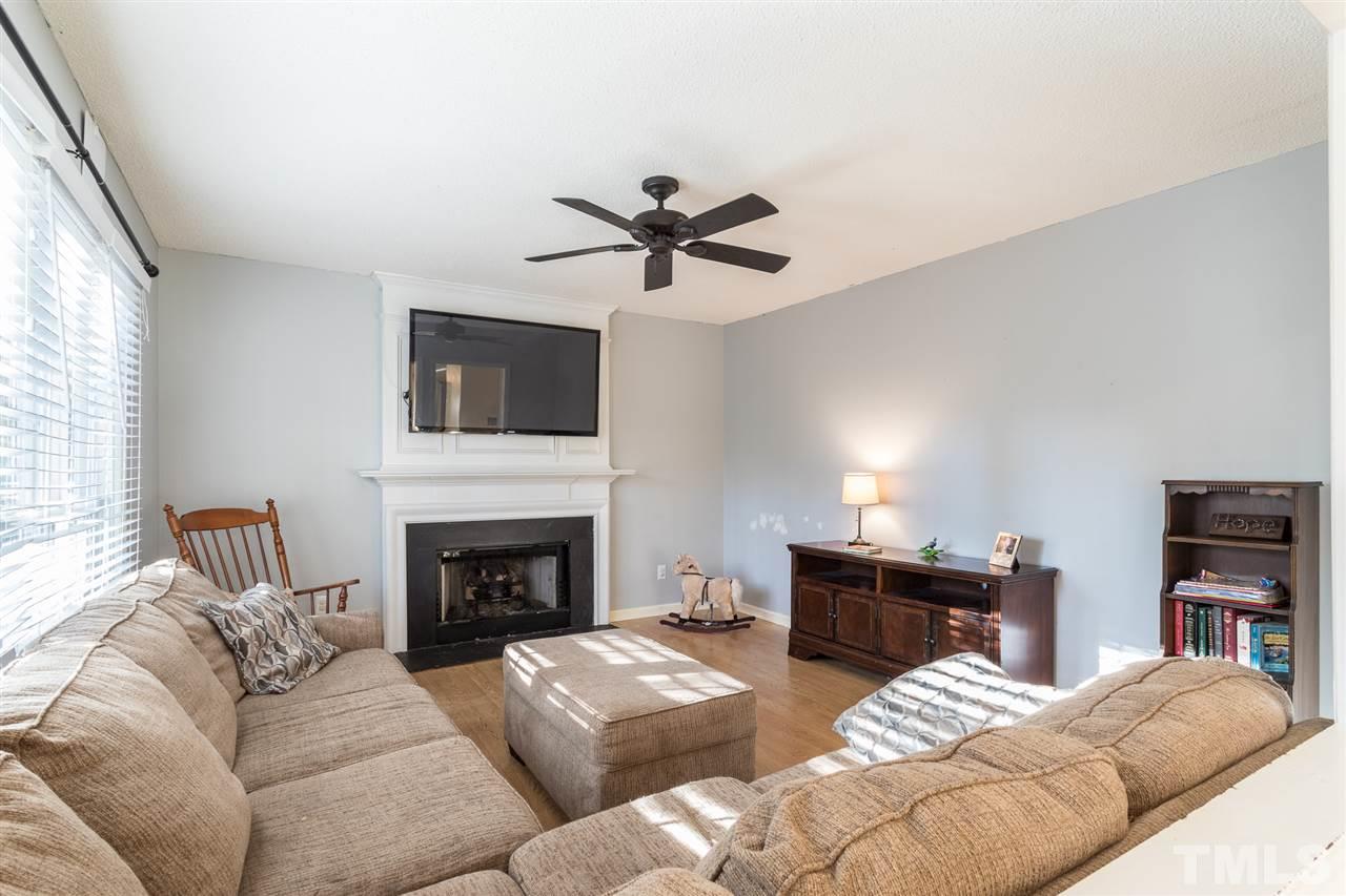 9608 Miranda Drive Raleigh, NC 27617 - Photo 9 of 30 Gallery Image 9