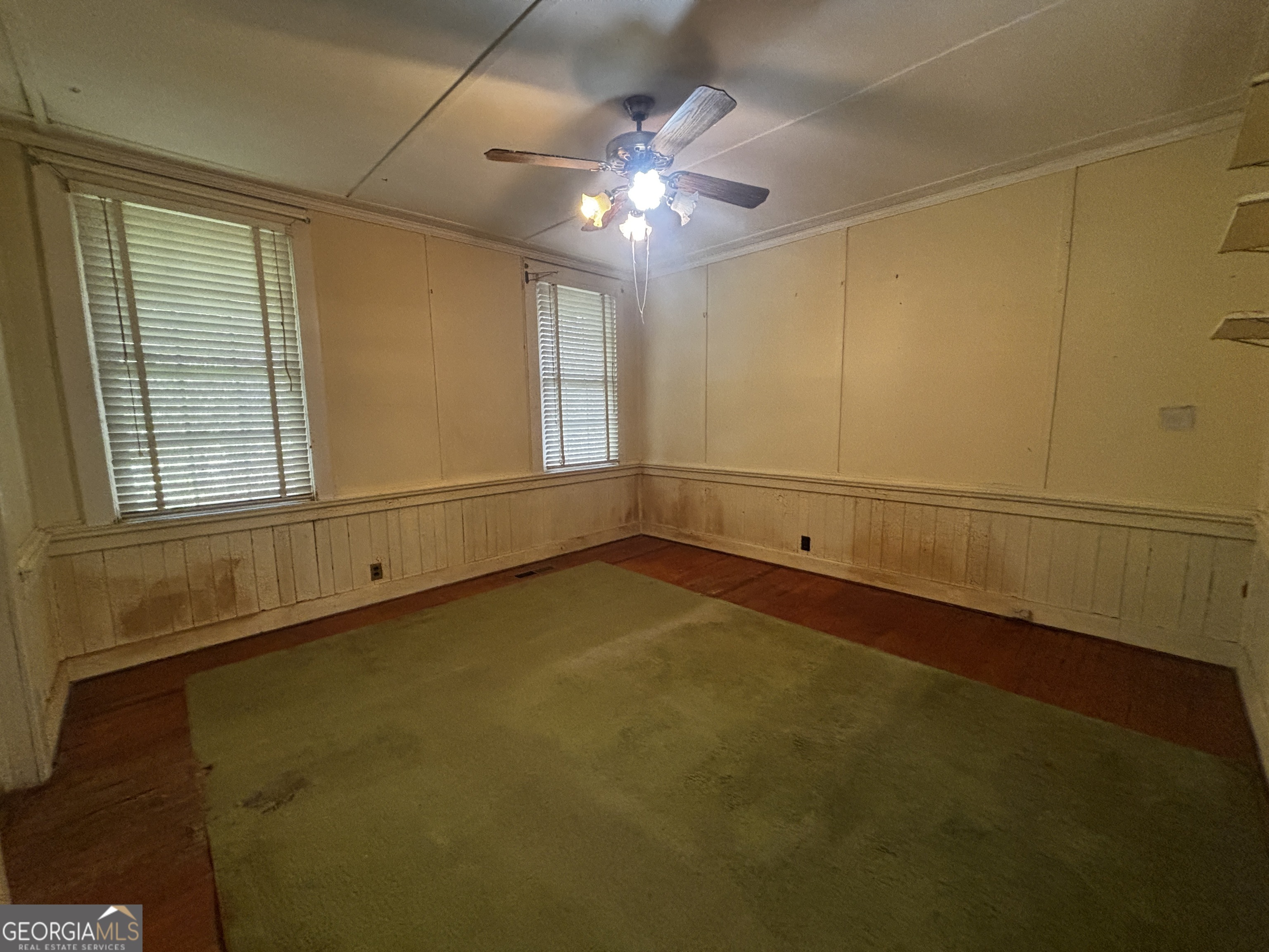 189 Whiteoak Campground Road Thomson, GA 30824 - Photo 15 of 32 a view of an empty room with a window