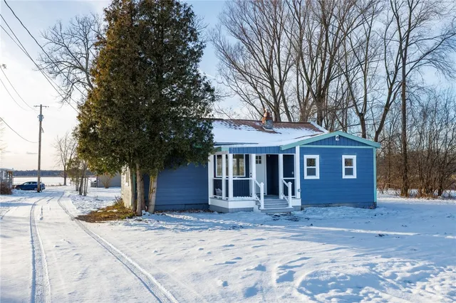 $825,000 | 6689 Highway 90, Aurelius, NY 13034