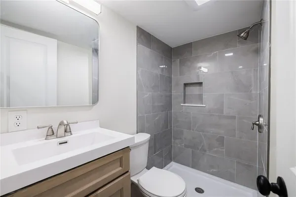 $825,000 | 6689 Highway 90, Aurelius, NY 13034