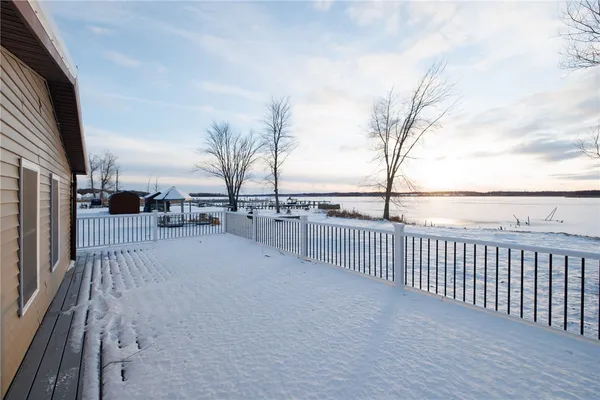 $825,000 | 6689 Highway 90, Aurelius, NY 13034