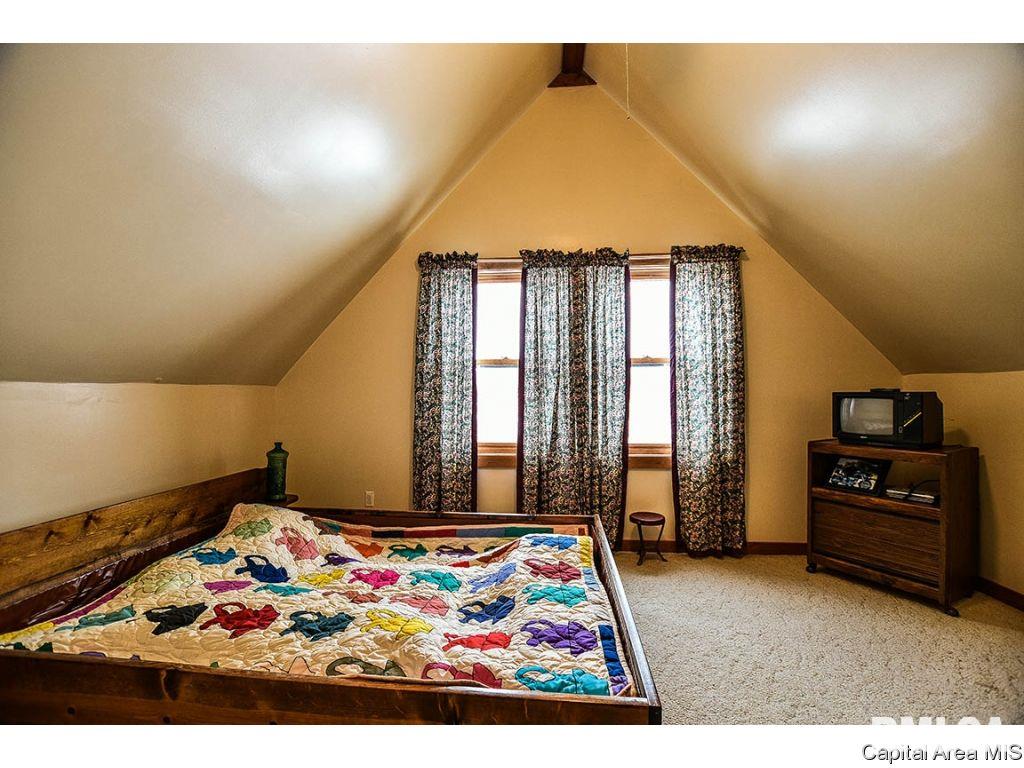 5130 Spaulding Orchard Road Chatham, IL 62629 - Photo 13 of 33