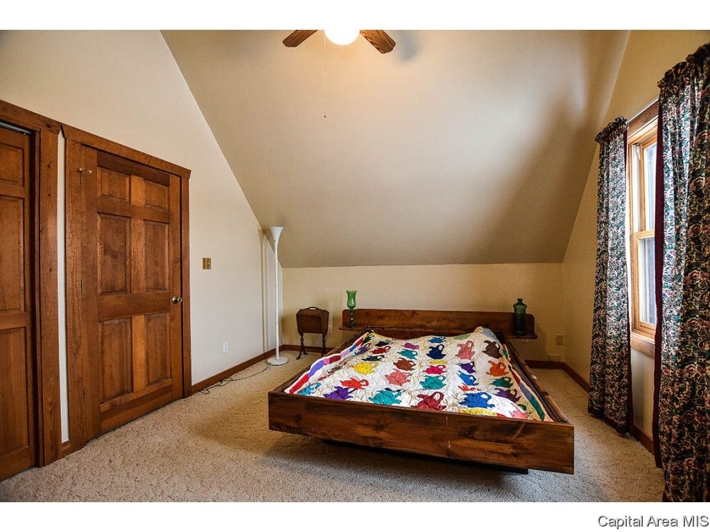 5130 Spaulding Orchard Road Chatham, IL 62629 - Photo 14 of 33