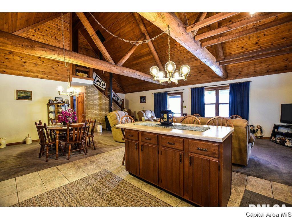 5130 Spaulding Orchard Road Chatham, IL 62629 - Photo 17 of 33