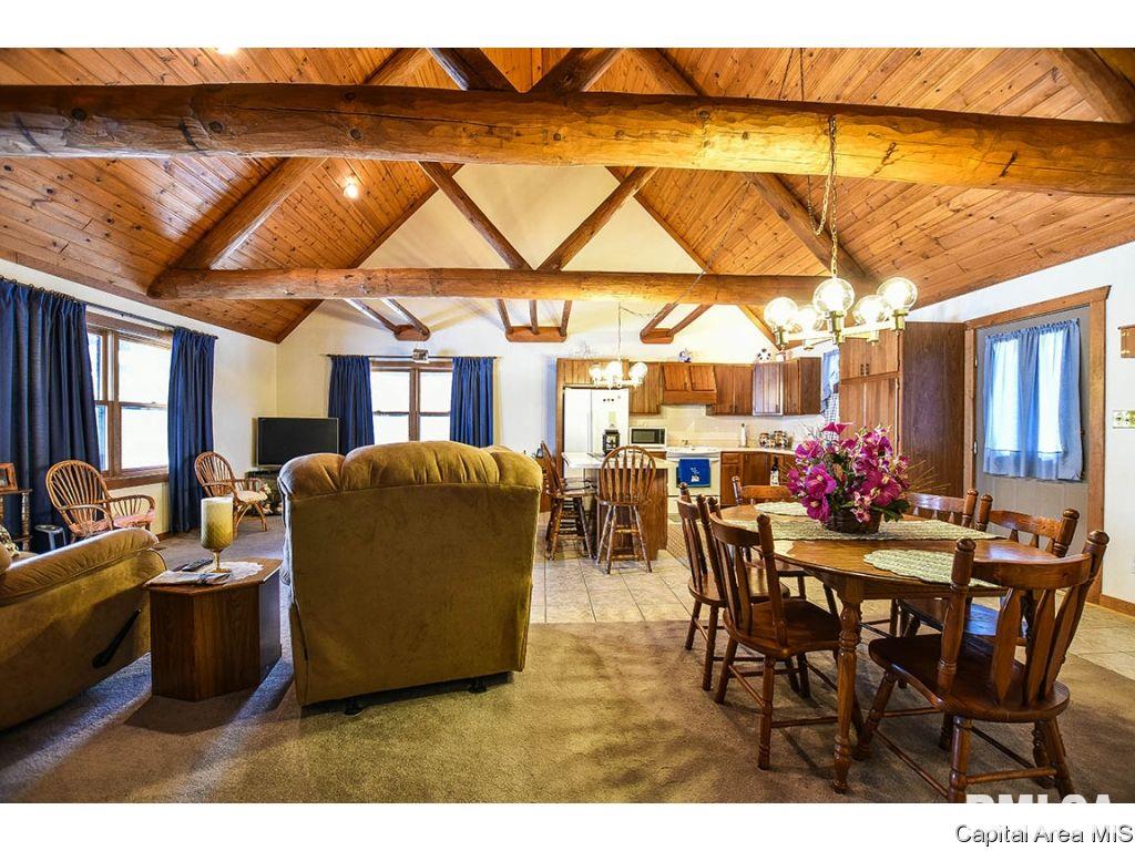 5130 Spaulding Orchard Road Chatham, IL 62629 - Photo 6 of 33