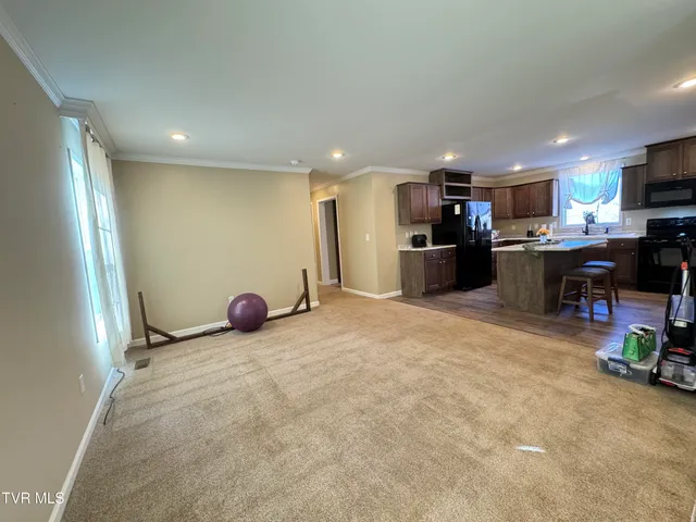 $235,000 | 2210 Carter Street, Big Stone Gap, VA 24219